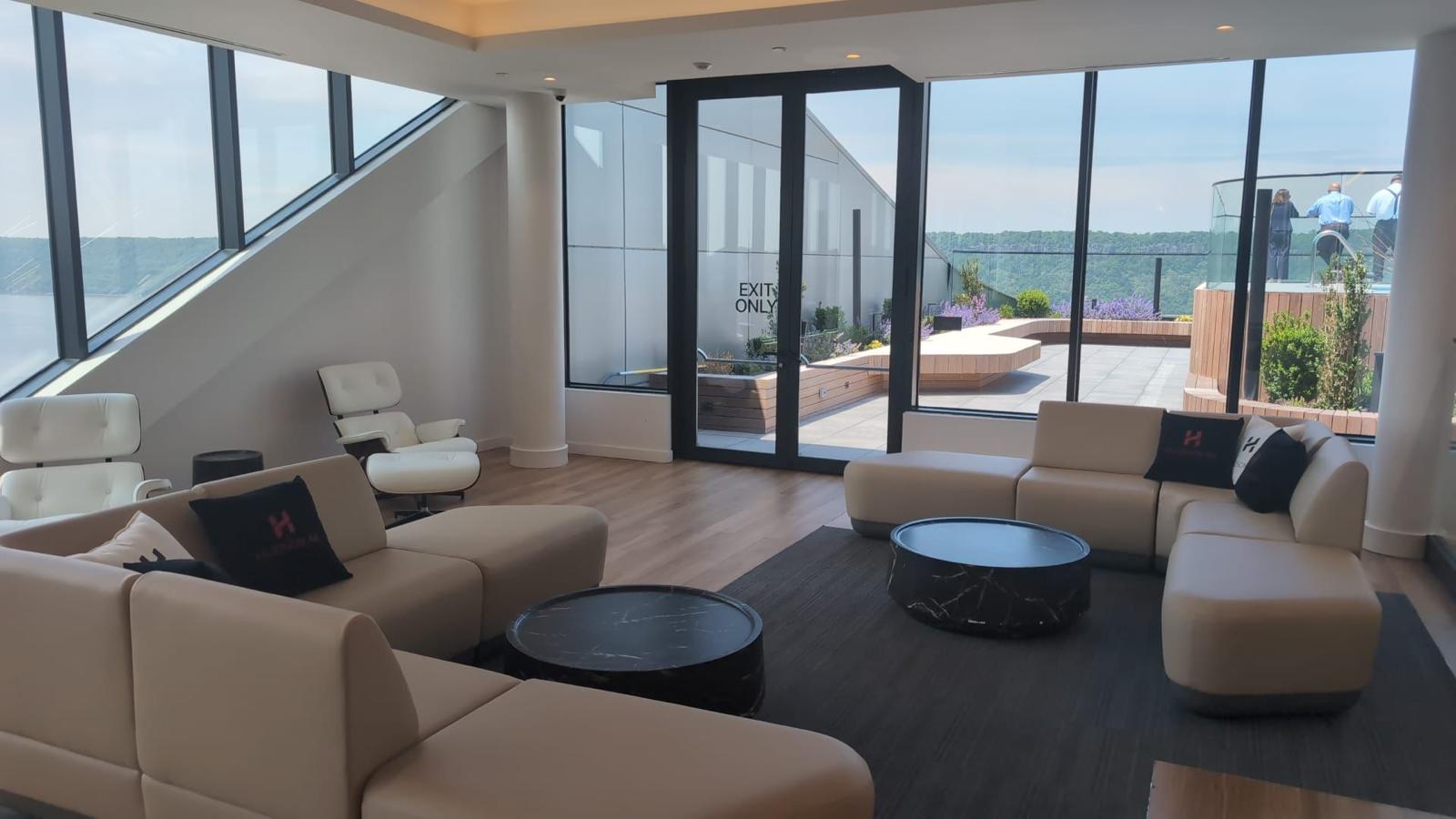 Sky Lounge Access